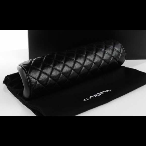 ❌SOLD❌ QUILTED CHANEL CLUTCH AUTH - Picture 7 of 7